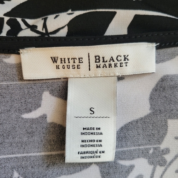 WHBM Sleeveless Asymmetrical Hem Blouse Top Size Small - Picture 3 of 3